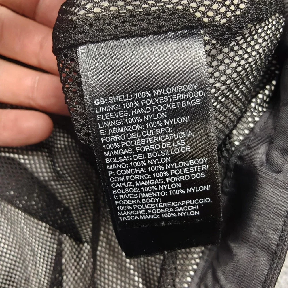 The North Face DryVent Jacket Mens Medium Black Hooded Rain Windbreaker Full Zip